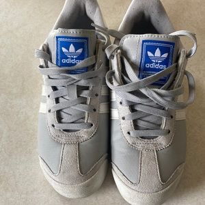 Women’s Adidas Samba’s